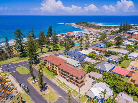 Flinders Lodge - Fantastic Views, Opposite Main Beach - Hotel Gold Coast 2