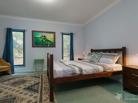 Flipper Beach House - Hotel Gold Coast 2