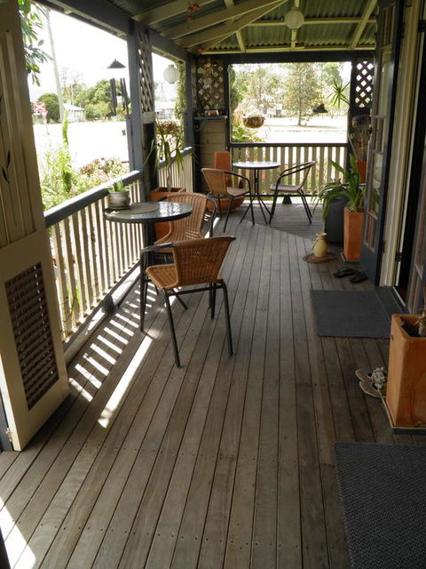 Follywood Guesthouse B&B - Hotel Gold Coast 3