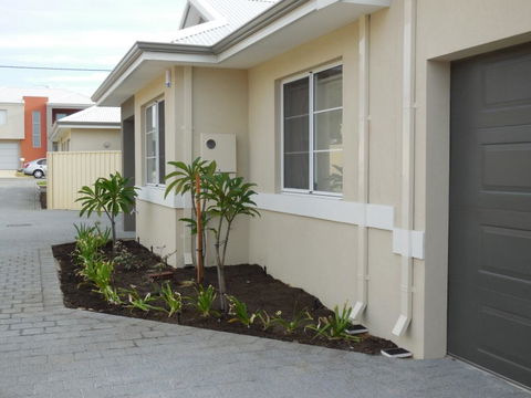 Frangipani Villa Innaloo - Hotel Gold Coast 1