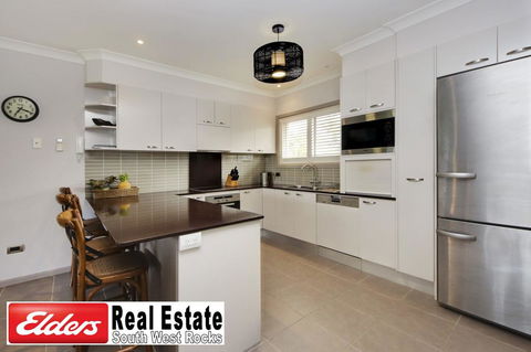 Front Creek Unit No 5 - Hotel Gold Coast 2