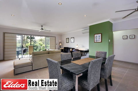 Front Creek Unit No 5 - Hotel Gold Coast 1