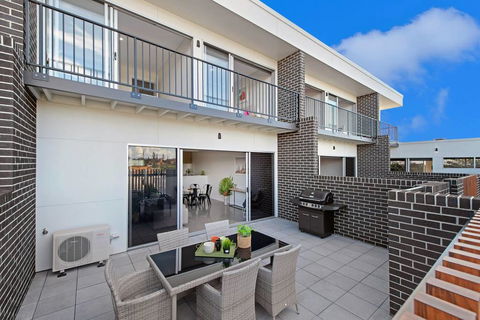 G149 - Apt 2 - Hotel Gold Coast 0