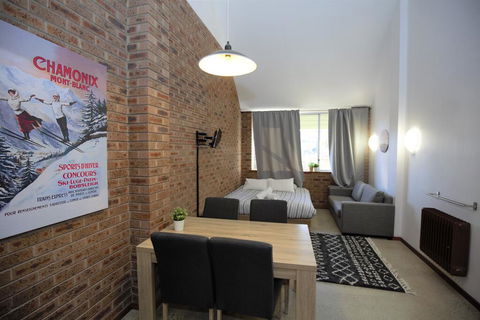 Gables 11 On Clyde Street - Hotel Gold Coast 3