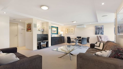 Garden Apartment @ Forster Tower - Hotel Gold Coast 0