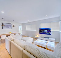 GCHM Beachside Getaway with Netflix  Wi-Fi