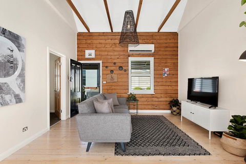 Geelong West Miner's Cottage - Hotel Gold Coast 1
