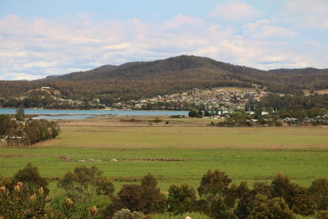 George River Park - Hotel Gold Coast 2