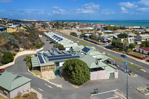 Geraldton Motor Inn - Hotel Gold Coast 2