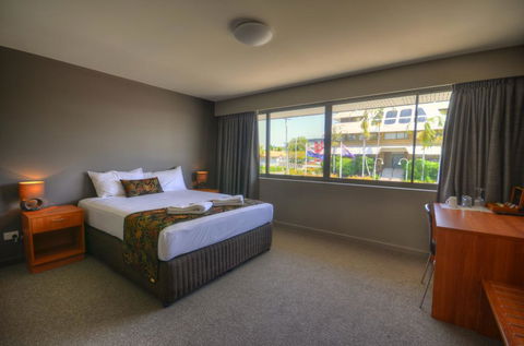 Gladstone Reef Hotel Motel - Hotel Gold Coast 3
