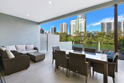 Gold Coast Private Homes - Waterfront Villas, Paradise Island - Hotel Gold Coast 1