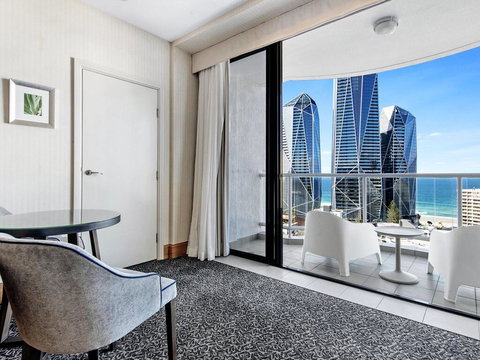 Gold Tower 17th Level Private Hotel Suite - Hotel Gold Coast 0