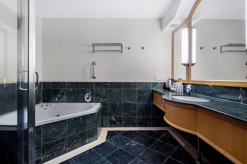 Gold Tower 20th Level Hotel Suite - Hotel Gold Coast 2