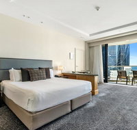 Gold Tower in the Oaks Hotel Surfers Paradise - 1020