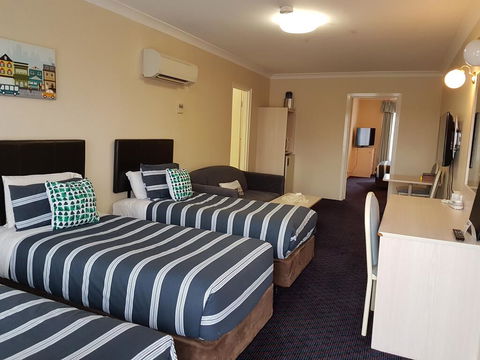 Golden Age Motor Inn - Hotel Gold Coast 1