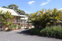 Book Primbee Accommodation Vacations Hotel Gold Coast Hotel Gold Coast