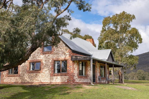 Grampians Pioneer Cottages - Hotel Gold Coast 3