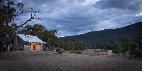 Grampians Pioneer Cottages - Hotel Gold Coast 1