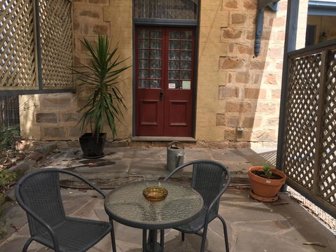 Granmas Cottage - Hotel Gold Coast 3