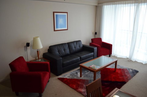 Great Escape At Chevron Renaissance - Hotel Gold Coast 2