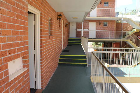 Greenslopes Motor Inn - Hotel Gold Coast 3