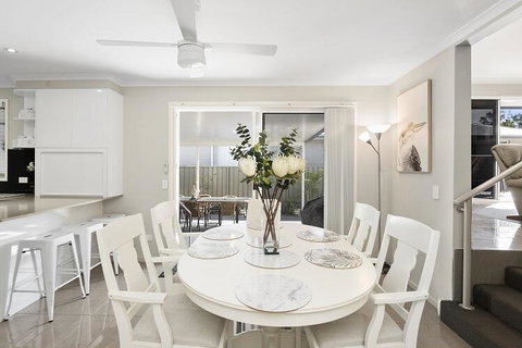 Guest House On Guy - Hotel Gold Coast 3