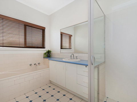 GUILDFORD COTTAGE - Hotel Gold Coast 1