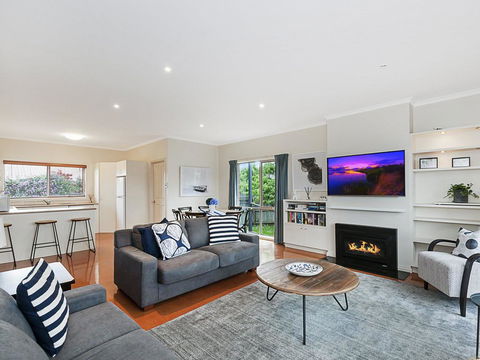 GUILDFORD COTTAGE - Hotel Gold Coast 2