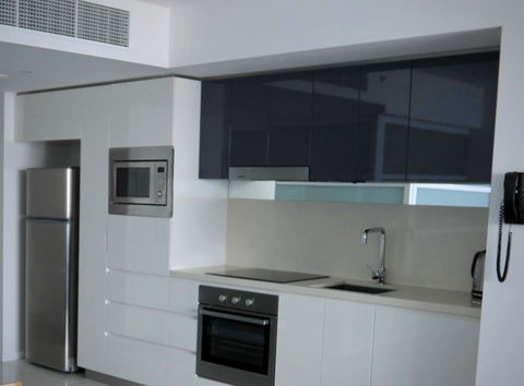 H Luxury Apartment At Surfers Paradise - Hotel Gold Coast 1