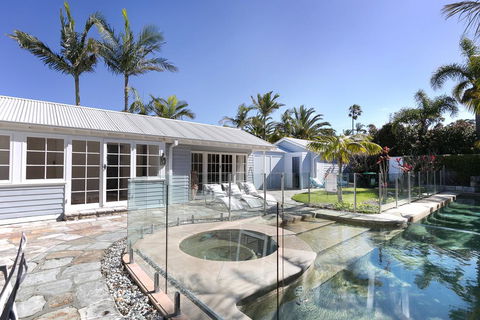 Hamptons Style Family Home 5 Minutes From Beach - Hotel Gold Coast 2