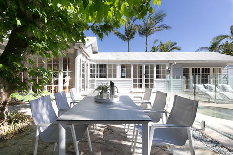 Hamptons Style Family Home 5 Minutes From Beach - Hotel Gold Coast 3
