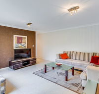 Hear the waves at Anna Bay - Hotel Gold Coast
