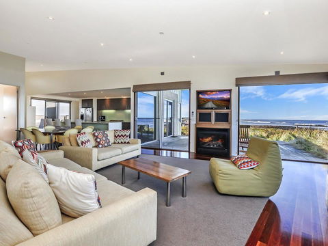HEARN'S BEACHSIDE VILLA 9 - Hotel Gold Coast 2