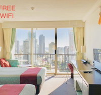 High Floor Twin Share with Ocean View at Surfers Paradise - Hotel Studio
