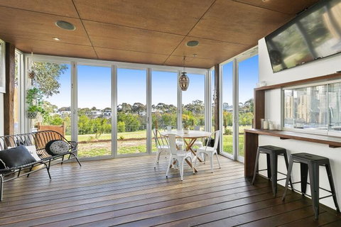 Highlander Haven 15 - Hotel Gold Coast 1