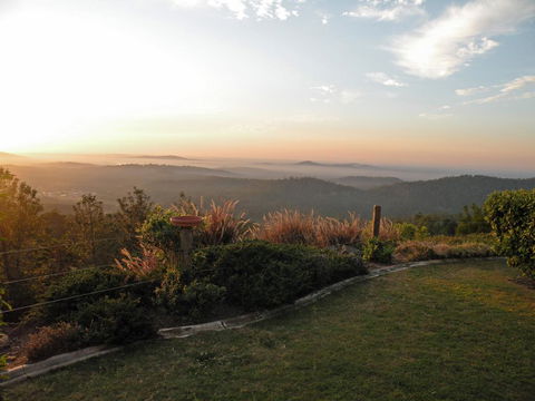 Highwood Park B&B Guest Lodge - Hotel Gold Coast 1