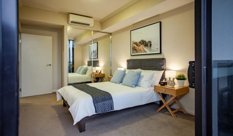 HOAMA Properties At Wentworth Point - Hotel Gold Coast 1
