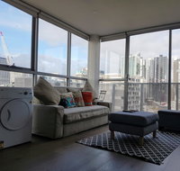 Homely Getaways at 429 Spencer - Hotel Gold Coast