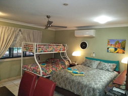 Book Cairns Accommodation Hotel Gold Coast Hotel Gold Coast