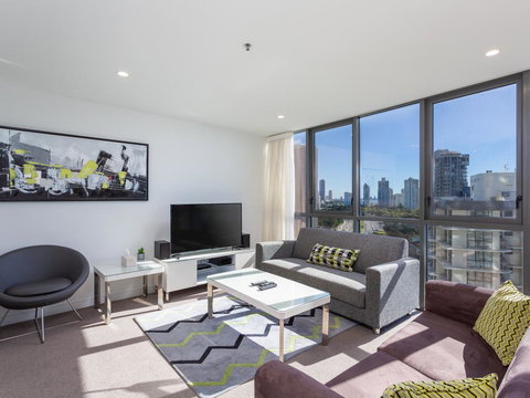 Hostrelax Residences On Surfers - Hotel Gold Coast 3