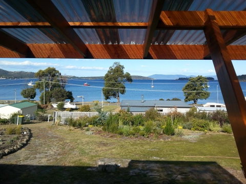 Islandview Beachhouse - 60m Down Driveway To Beach, Dover Tasmania - Hotel Gold Coast 2