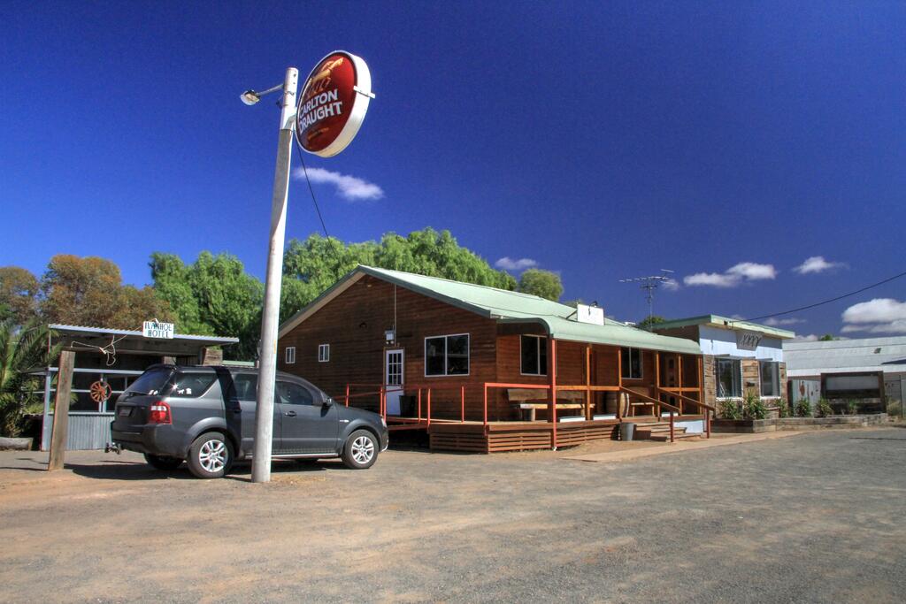 Ivanhoe ACT Hotel Gold Coast