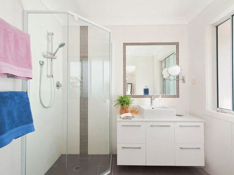 Jacaranda Blue @ Corlette - Hotel Gold Coast 1