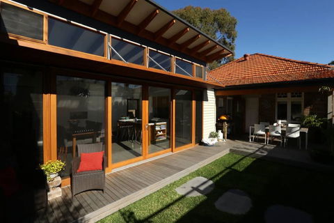 Jacaranda Garden Retreat - Hotel Gold Coast 1