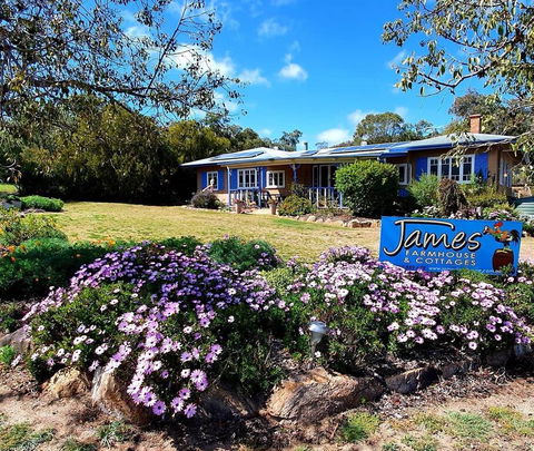 James Farmhouse - Hotel Gold Coast 3