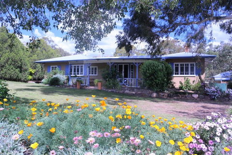 James Farmhouse - Hotel Gold Coast 0