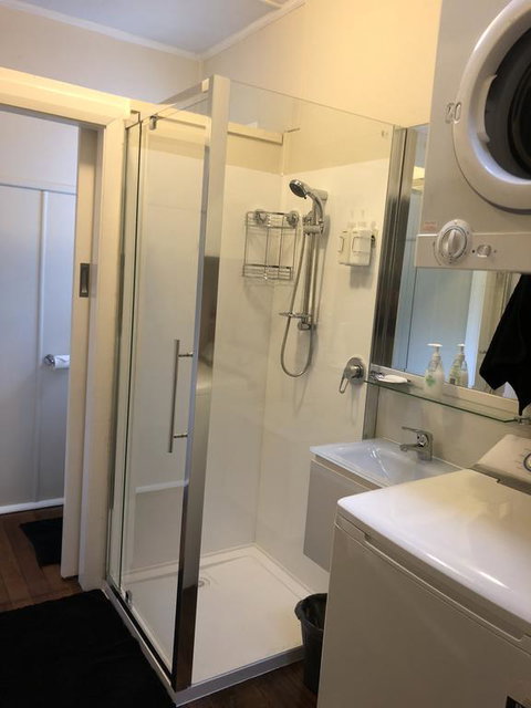 Jean Street Home Away From Home - Hotel Gold Coast 1
