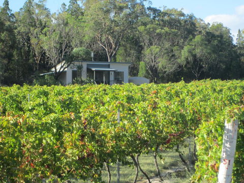 Just Red Wines Cabins - Hotel Gold Coast 0