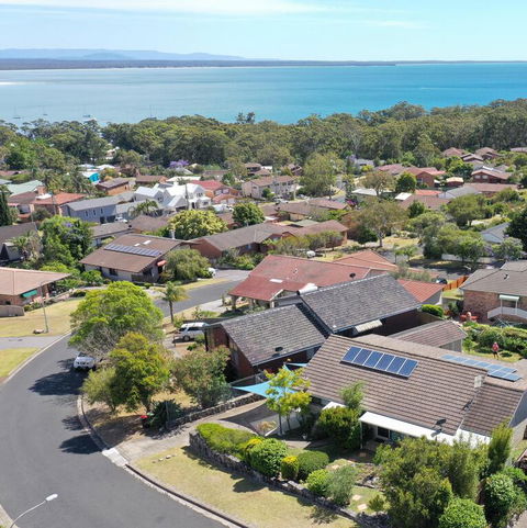 JUST-4-YOU! Amazing Sea Views, WIFI, Fullly Air-conditioned, King Bed - Hotel Gold Coast 3