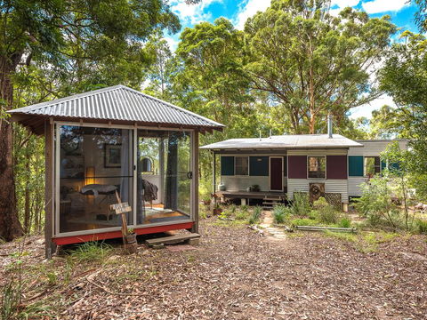 Karmya Cabin Eco-Retreat - Hotel Gold Coast 2